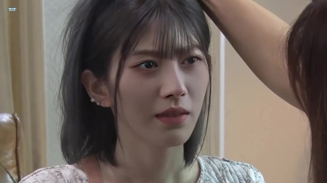 AI换脸谭松韵鞠婧祎国产AV 不堪的往事